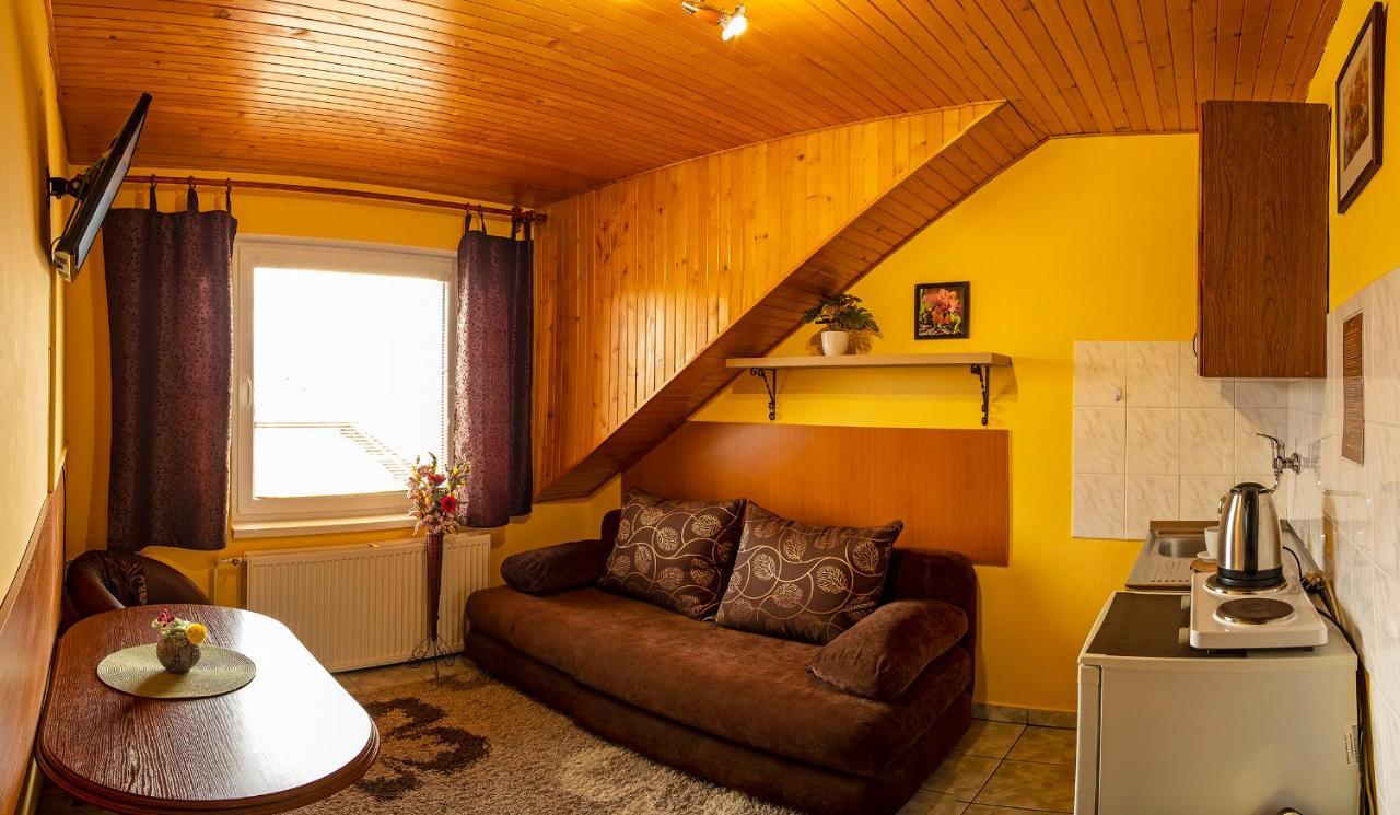 Apartmany Veverica Liptovsky Mikulas Exterior foto